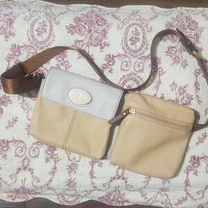 TIGNANELLO crossbody or wear at your waist travel purse creme/tan